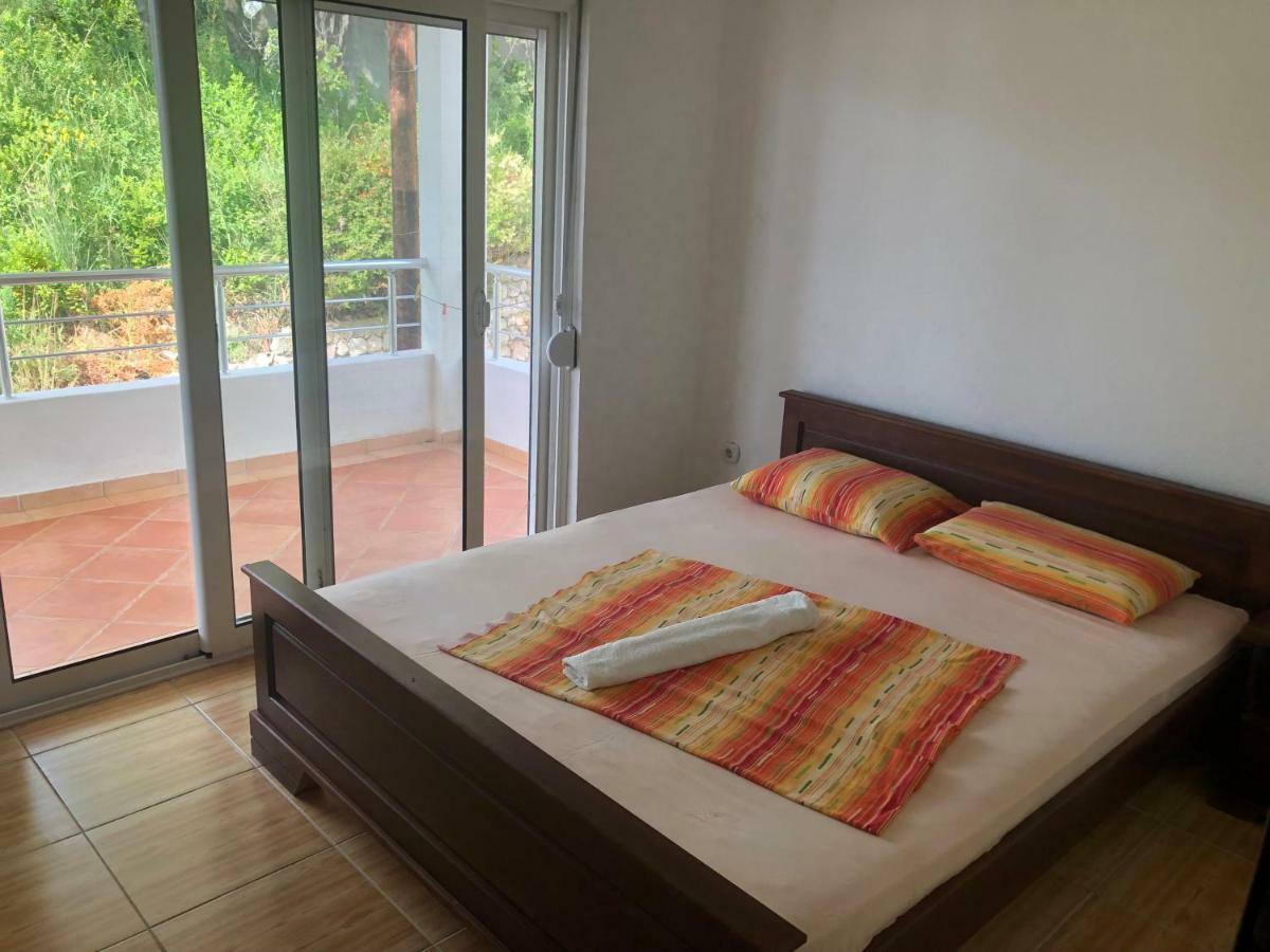 Casa Mila Apartments & Bungalows 乌尔齐尼 外观 照片